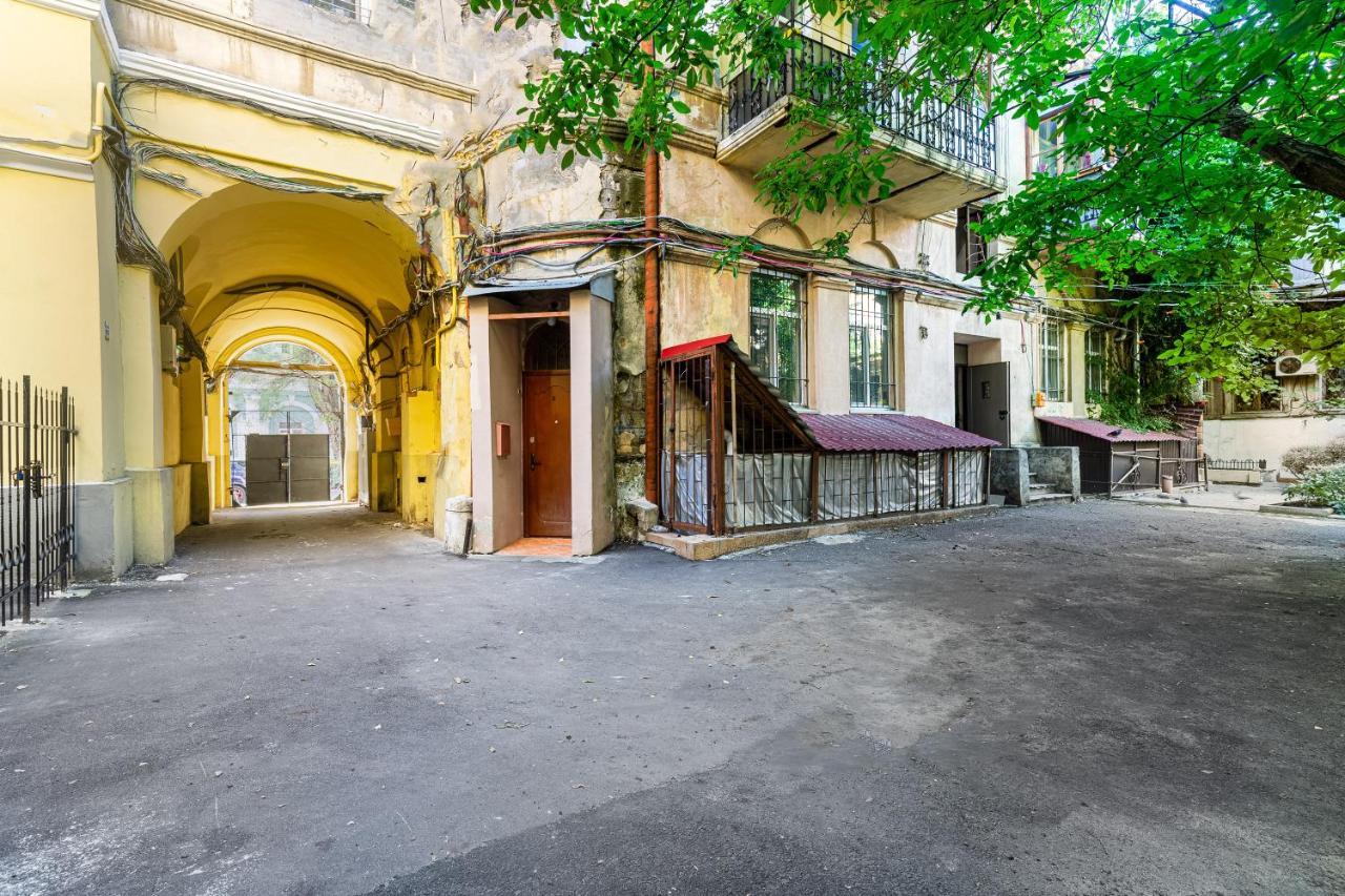 Kaykay Apartments Odessa Luaran gambar